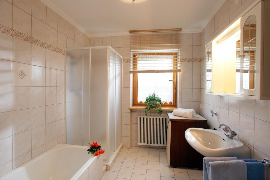 Absolute Active Roulette Apartments Kirchberg Kirchberg in Tirol Room photo
