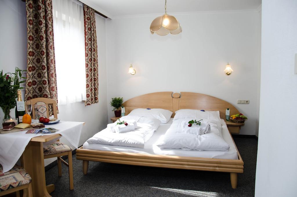 Absolute Active Roulette Apartments Kirchberg Kirchberg in Tirol Room photo